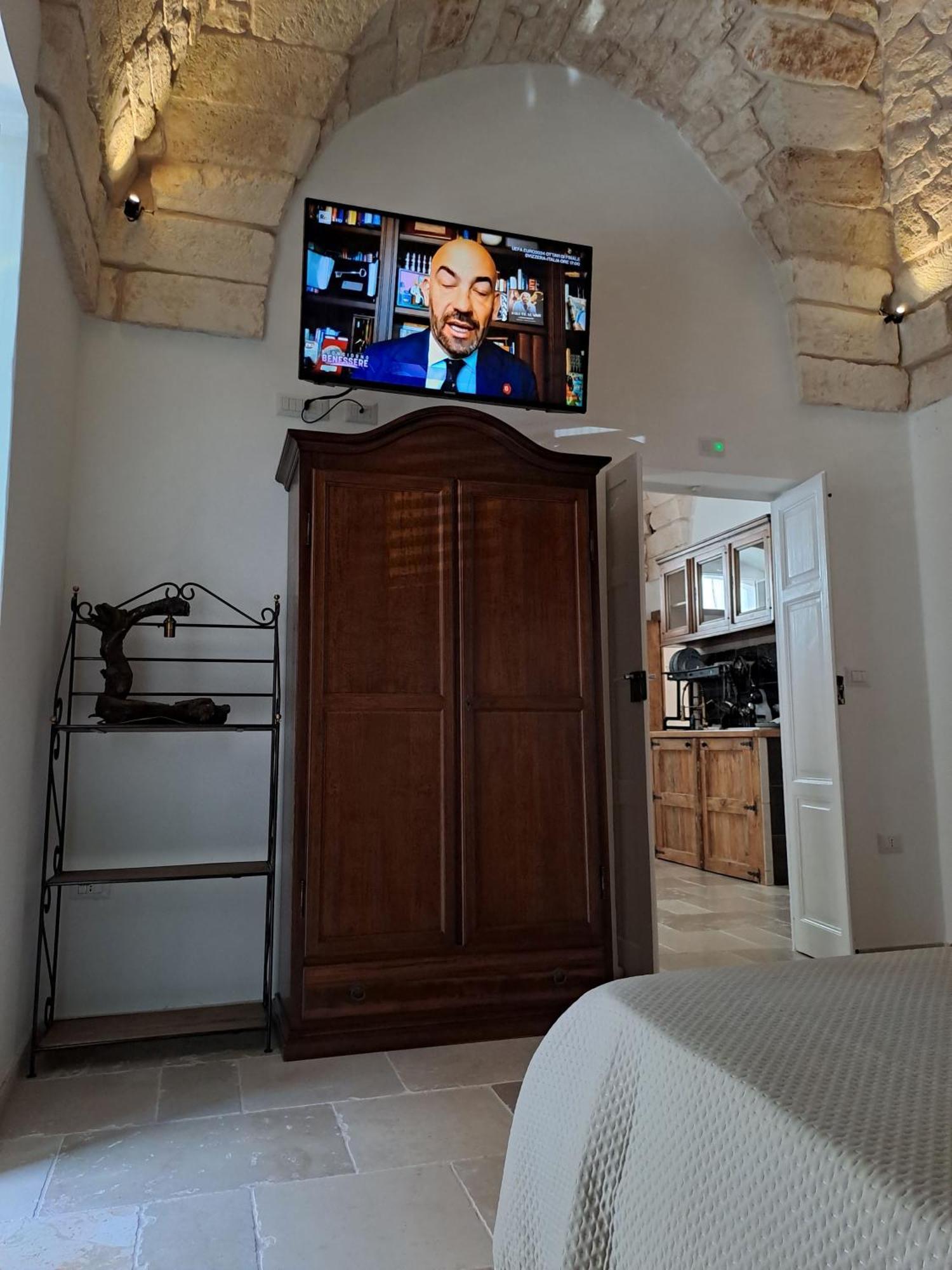 Petrakis House Hotel Ostuni Eksteriør billede