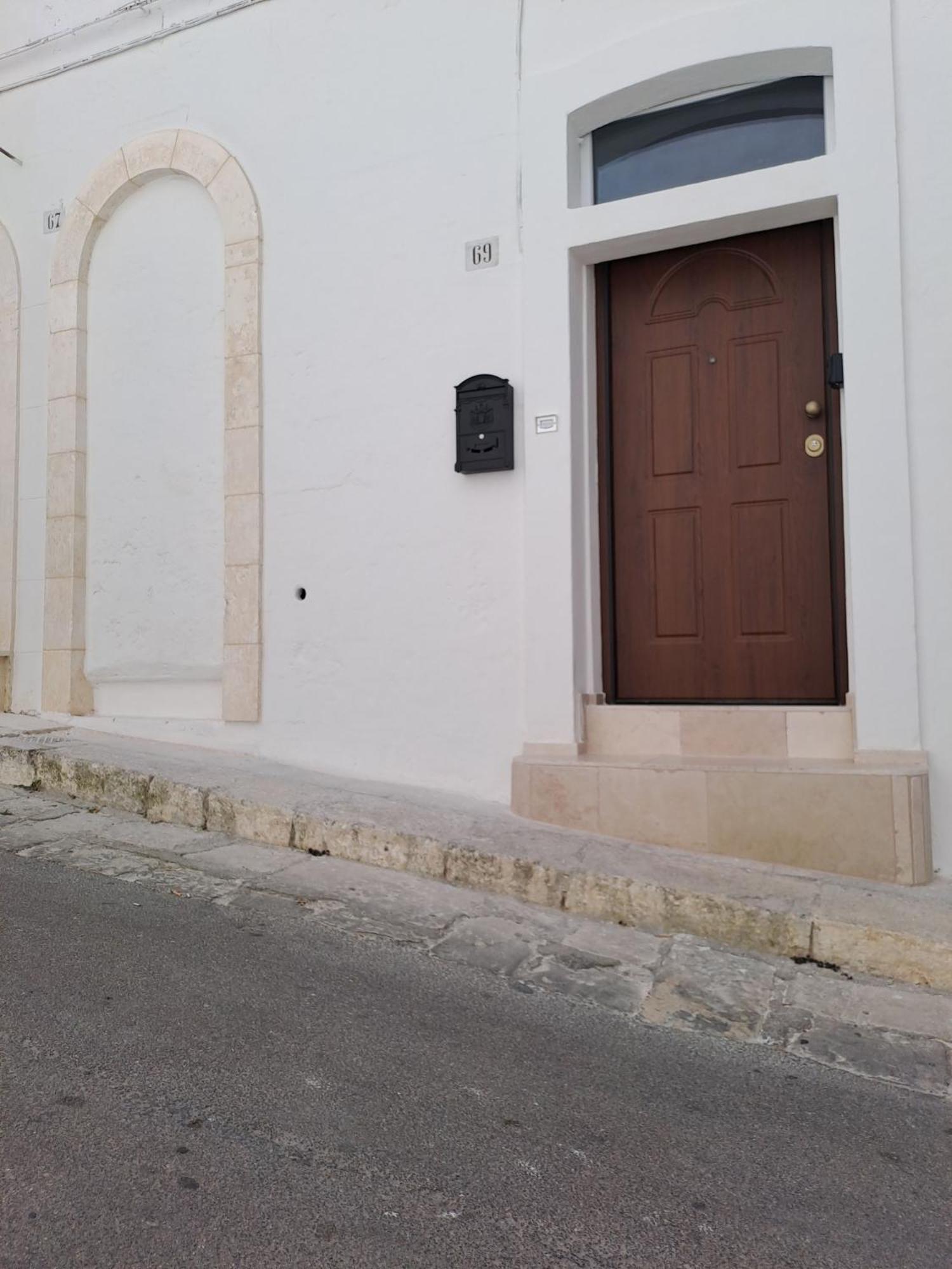 Petrakis House Hotel Ostuni Eksteriør billede
