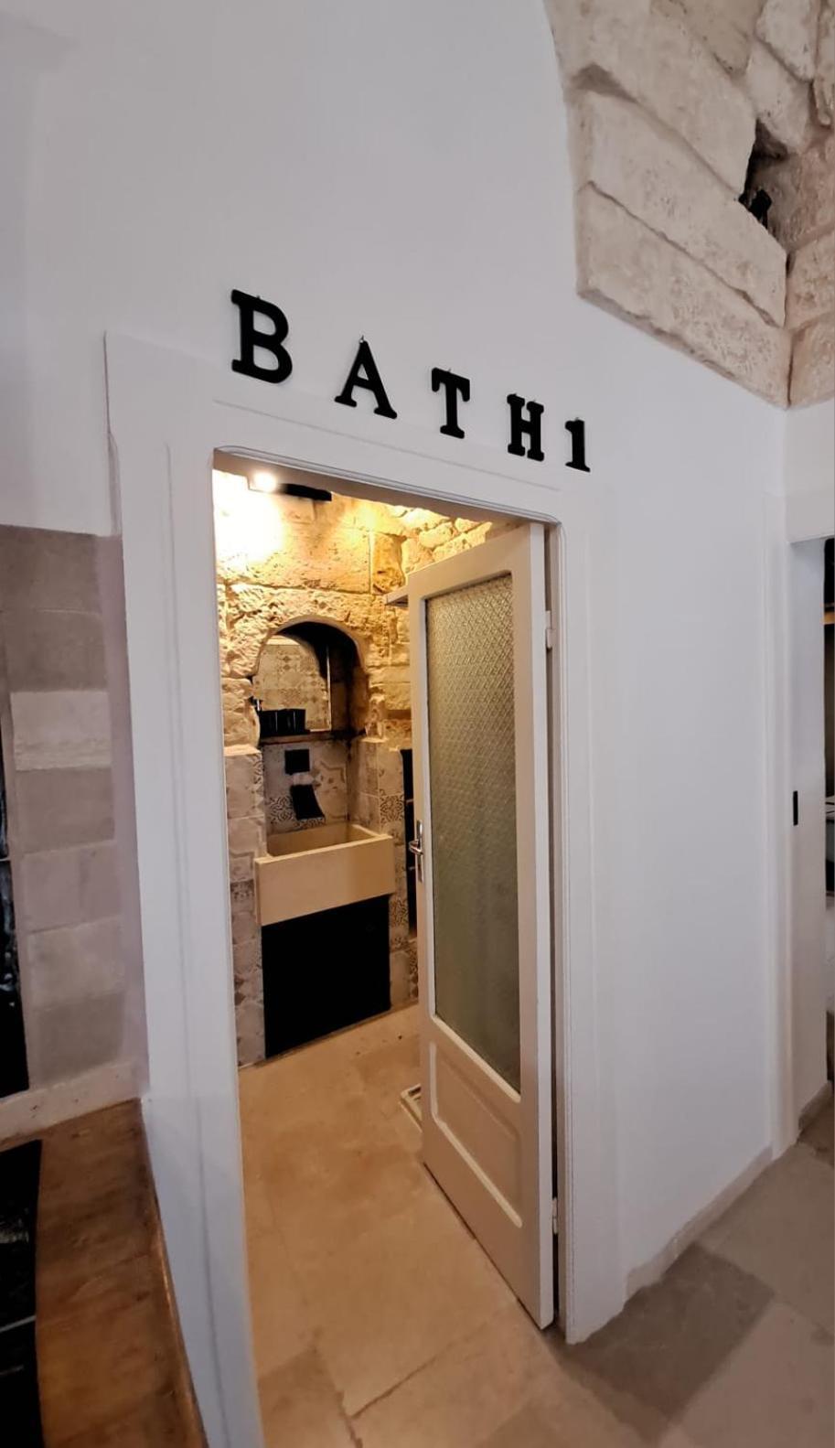 Petrakis House Hotel Ostuni Eksteriør billede