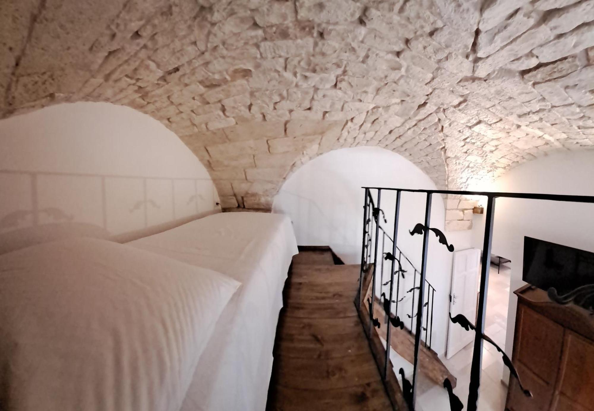Petrakis House Hotel Ostuni Eksteriør billede