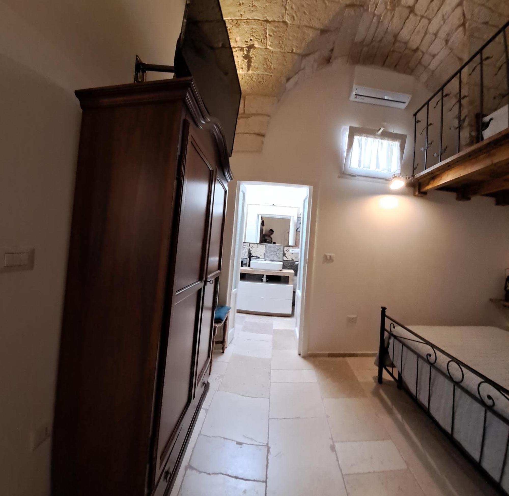 Petrakis House Hotel Ostuni Eksteriør billede
